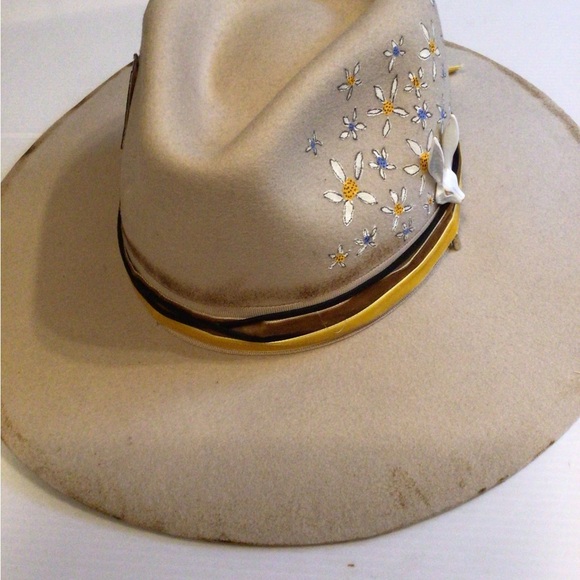 NEWLY LISTED ! 10/11/CUSTOM HATS TRUCKERS tees flannels - Picture 7 of 15